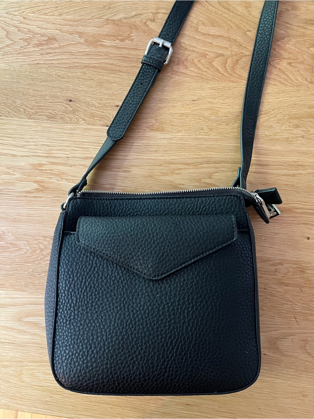 Everyday Black Pebbled Crossbody Bag with Front Flap